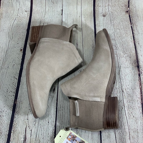 Toms Shoes - NEW Toms Desert Taupe Suede/Canvas Mix Bootie Deia